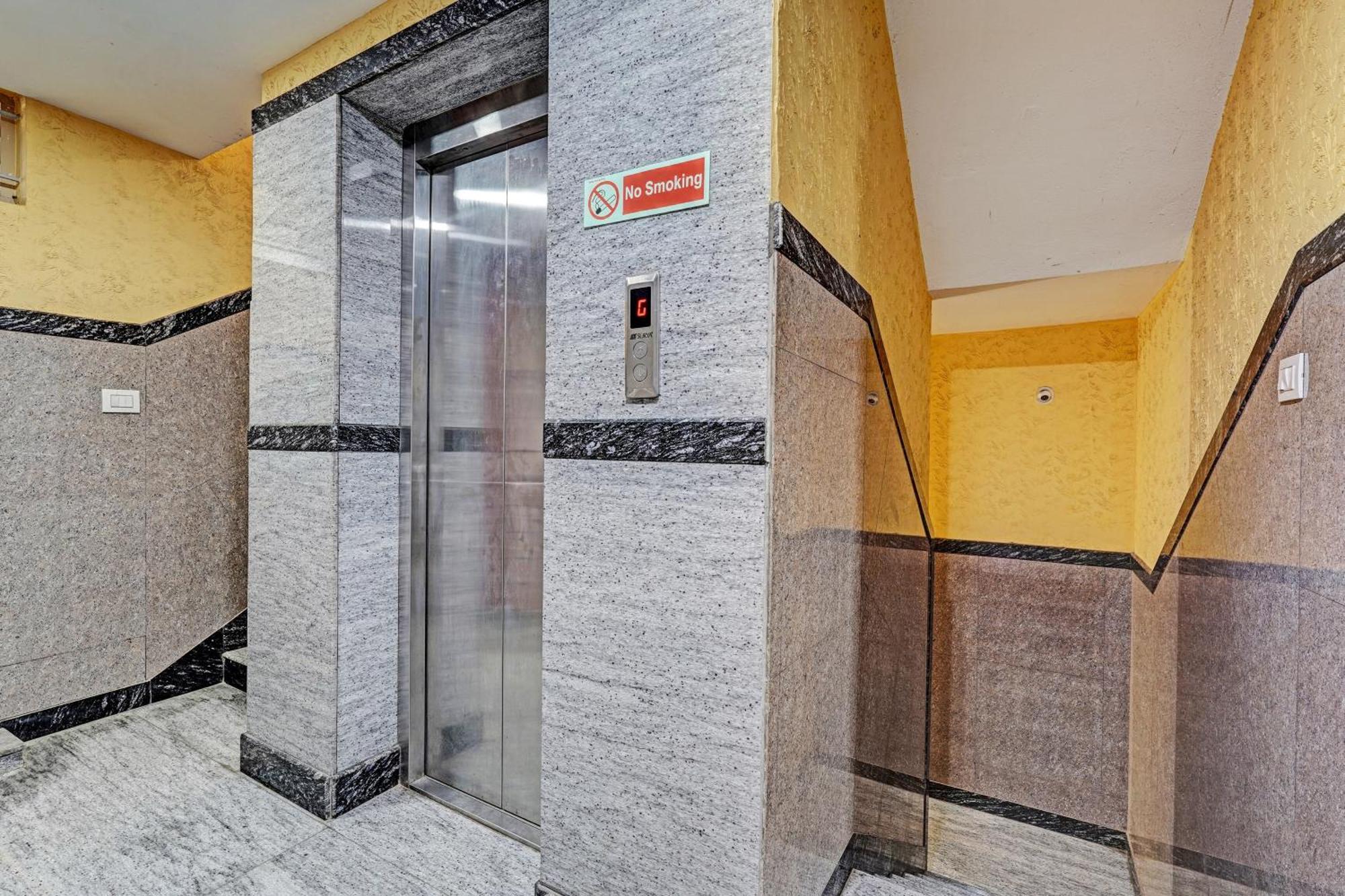 Hotel O Maruthi Residency Бангалор Екстериор снимка